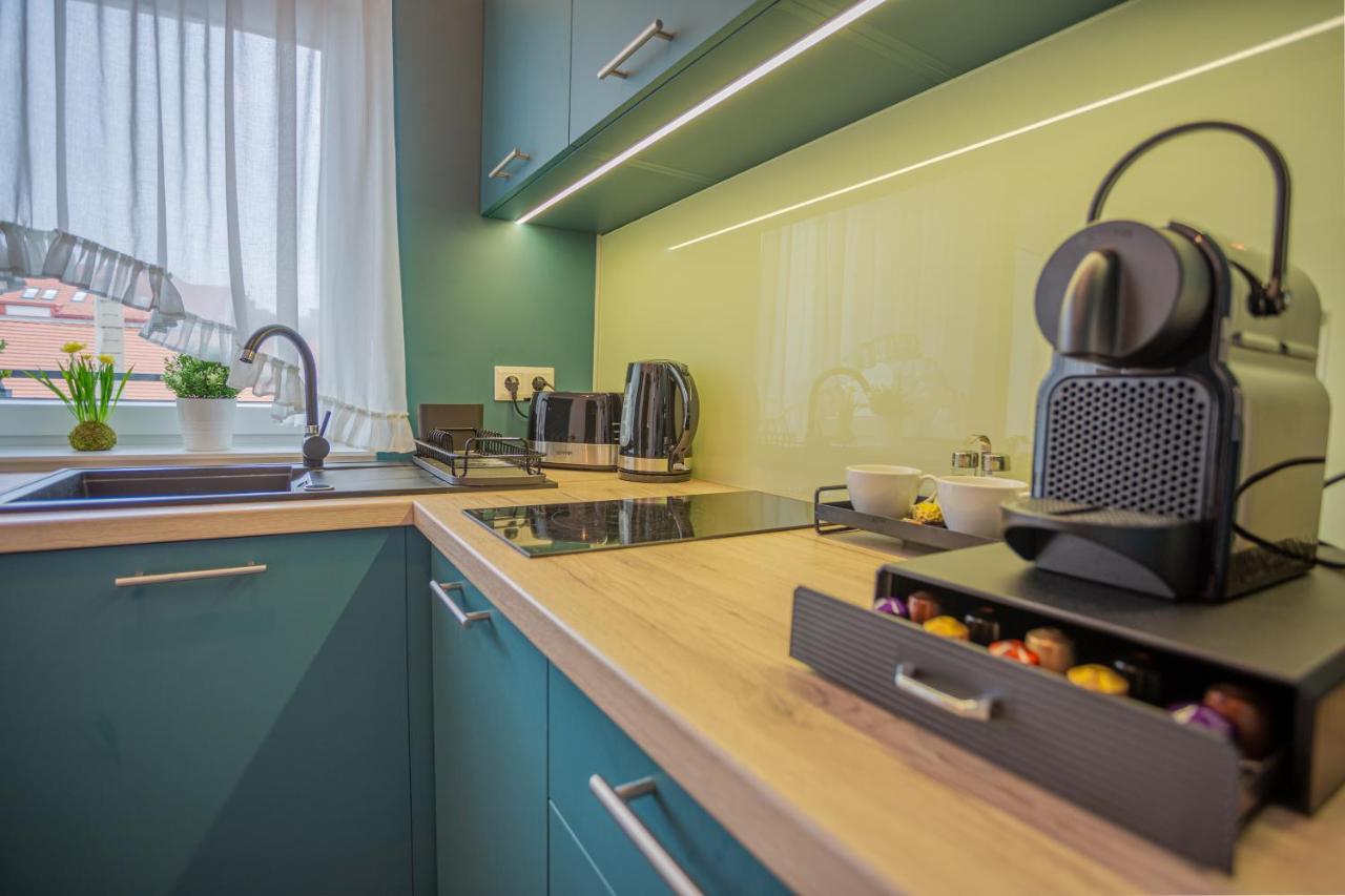 Viktoria Apartman Gyula Eksteriør bilde